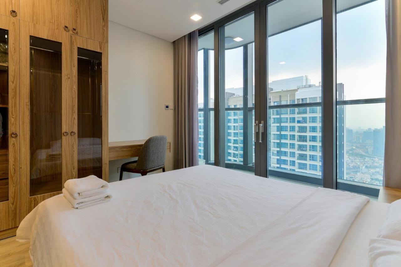 Landmark 81 - Luxury 1,2,3,4 Bedroom - In The Top Of Vietnam Căn hộ *